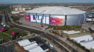 After the Super Bowl, State Farm stadium will have tons of leftovers. Here’s how that food will get to to people in need fast