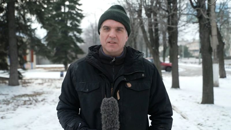 ‘It turned bad in an instant’: CNN crew has close call in Ukraine as Russian missiles pummel their location