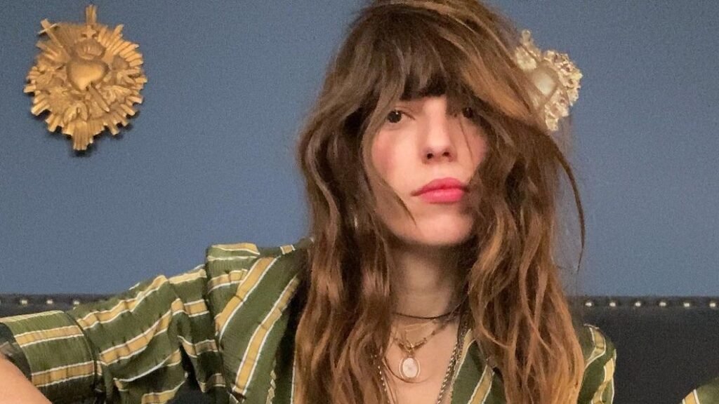 Why Everyone’s Talking About the Dry Haircut Right Now