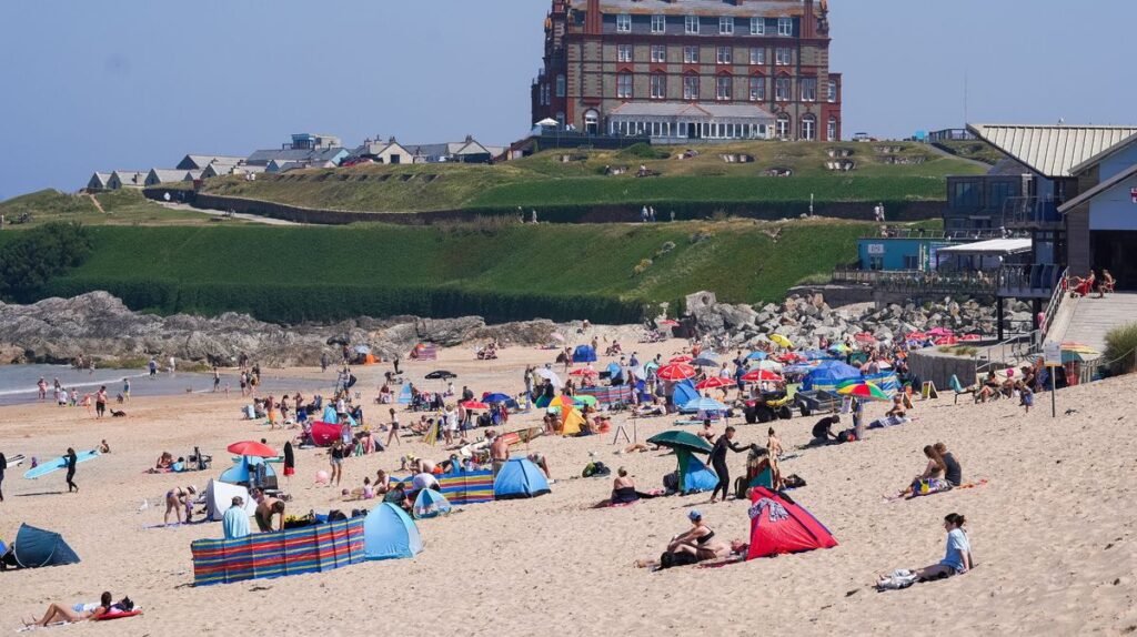 UK Braces for Third Heatwave of the Year, Though Less Intense Than June
